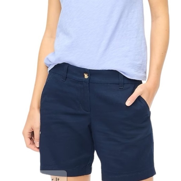 J. Crew Shorts with  7.5” Inseam in Color Navy in Size 0 - Picture 1 of 8